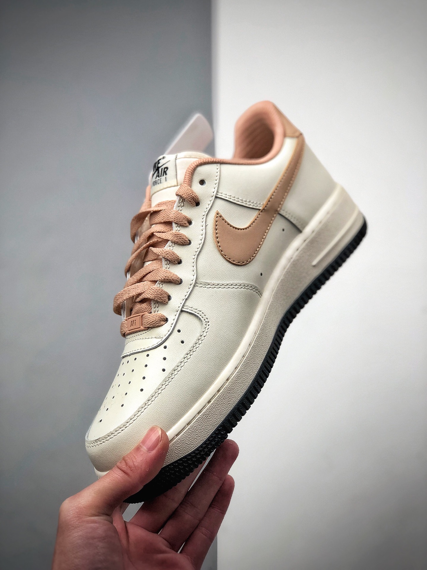 200 NIKE FORCE空军一号运动休闲板鞋 CJ6065-500