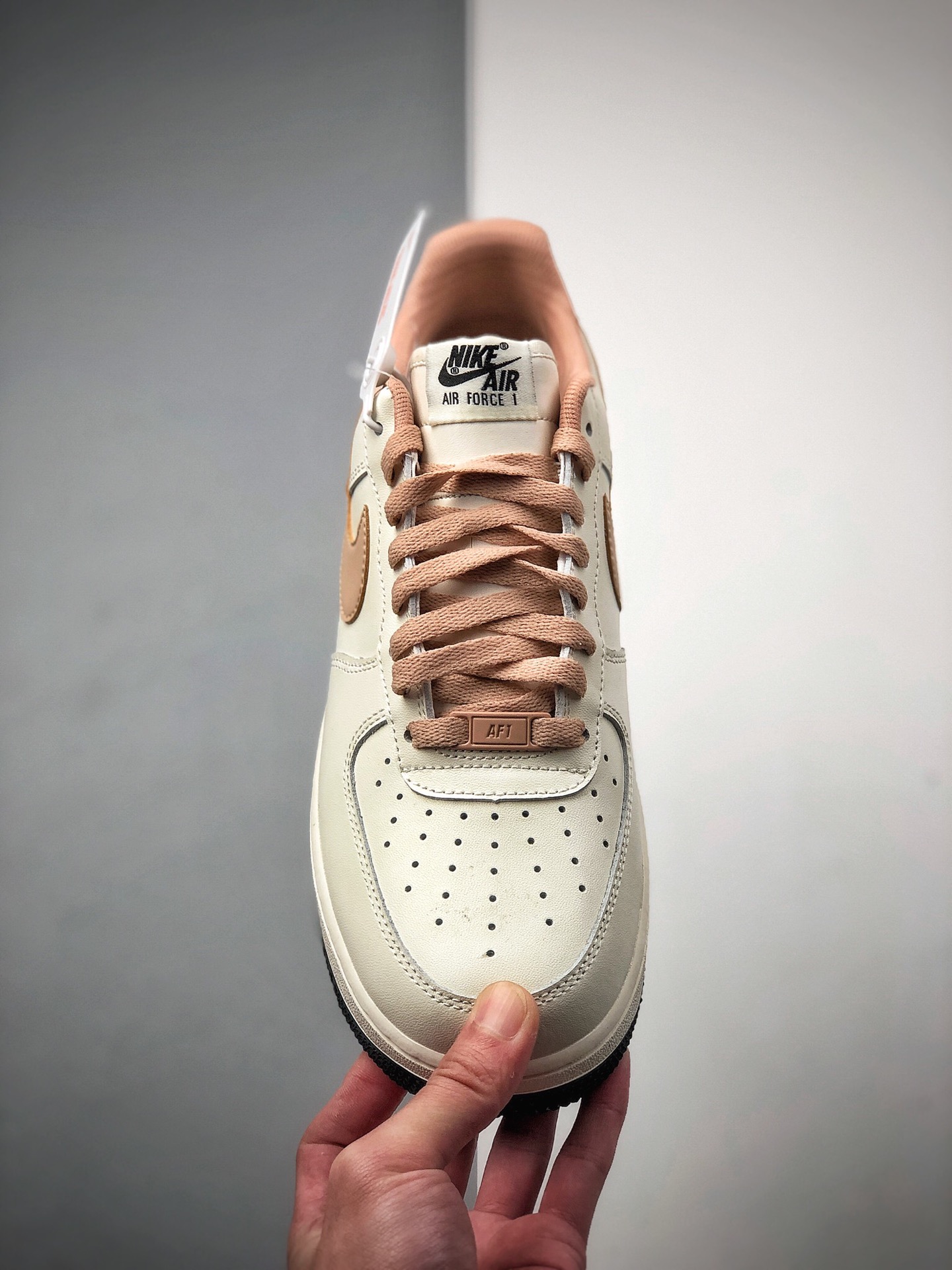 200 NIKE FORCE空军一号运动休闲板鞋 CJ6065-500