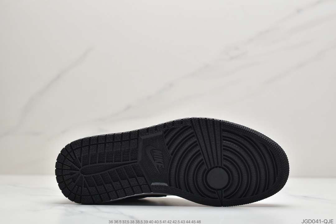 180 公司级 Air Jordan 1 又是一双小 Dior×Air Jordan 1 Low “Light Smoke Grey” 低帮 553558-030