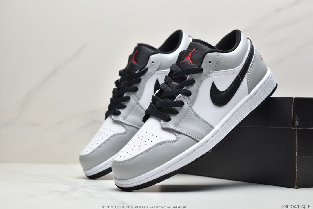 180 公司级 Air Jordan 1 又是一双小 Dior×Air Jordan 1 Low “Light Smoke Grey” 低帮 553558-030