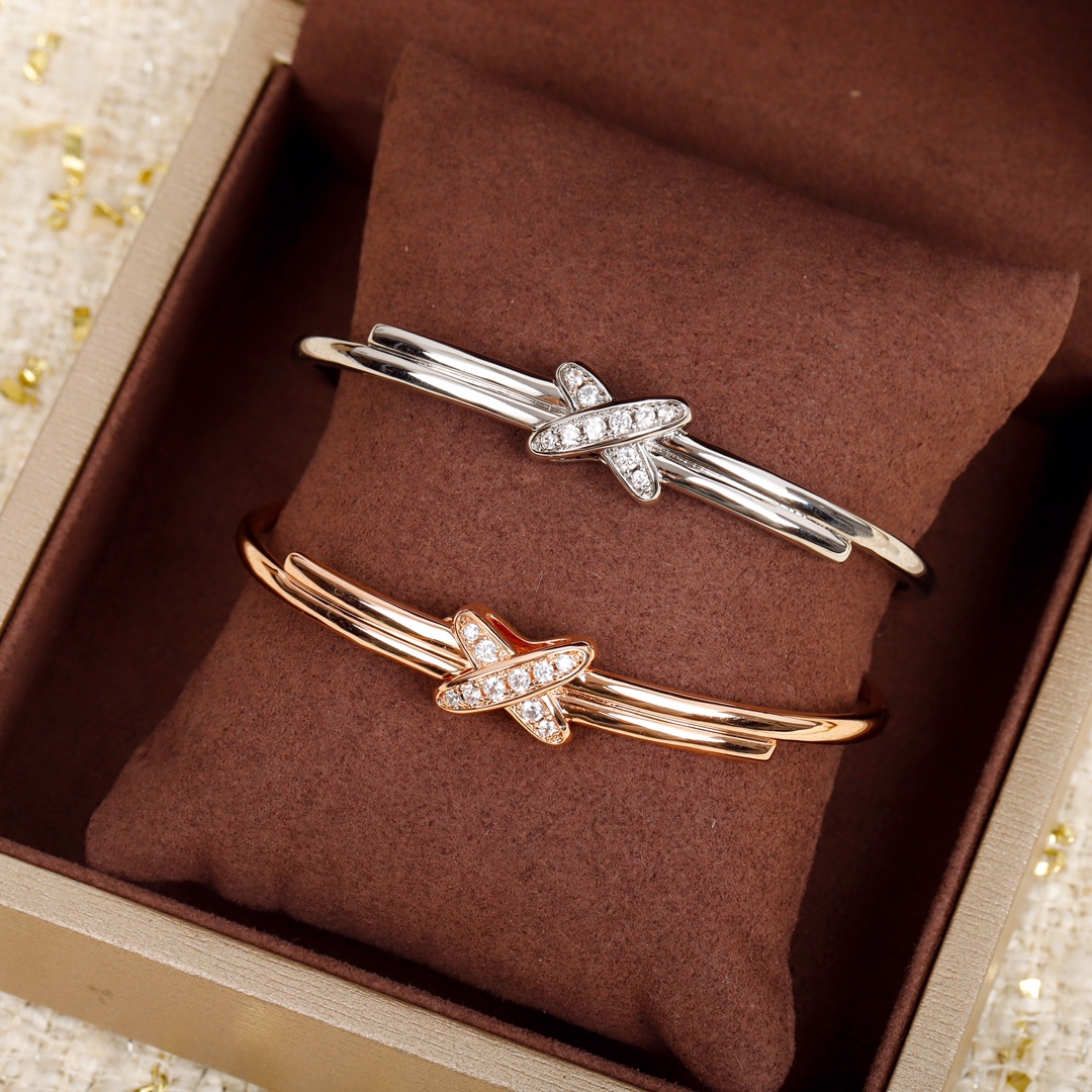 [Niche Series Jewelry]203854 [Our Product] Cross Bracelet ZP 000 identifies th