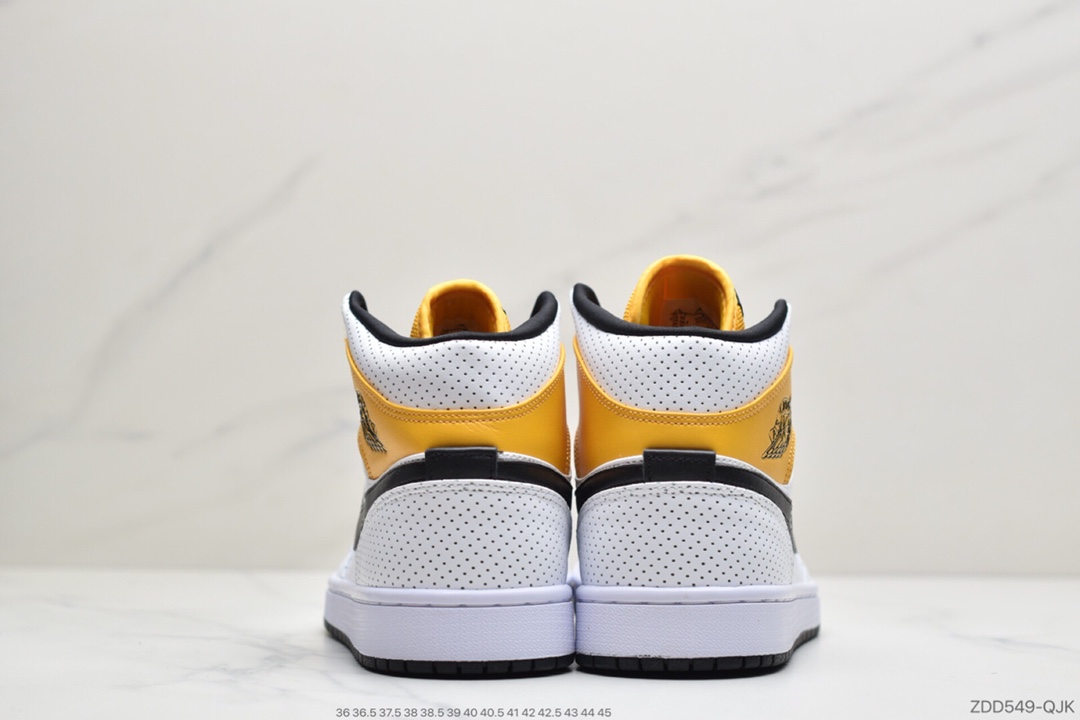 220 公司级乔丹Air Jordan 1 Mid 黑白橘AJ1 乔1 中帮百搭休闲运动板鞋BQ6472-107