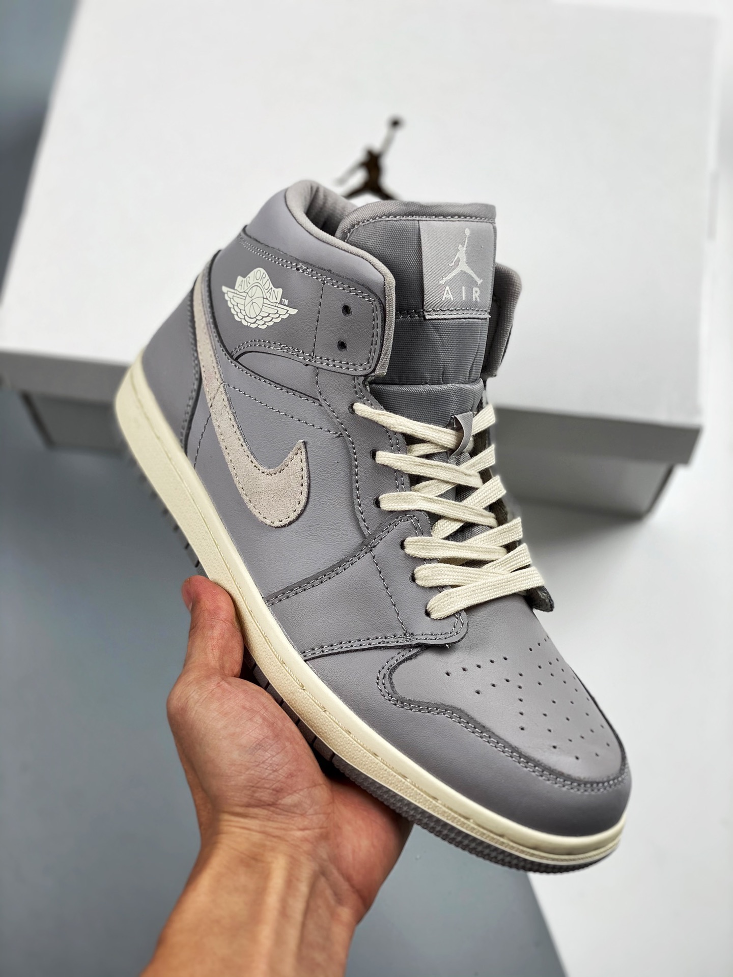 Air Jordan 1 Mid WMNS Pedido de cliente de comercio exterior de Tmall La mejor artesanía del mercado Serie mid Nuevo lo…