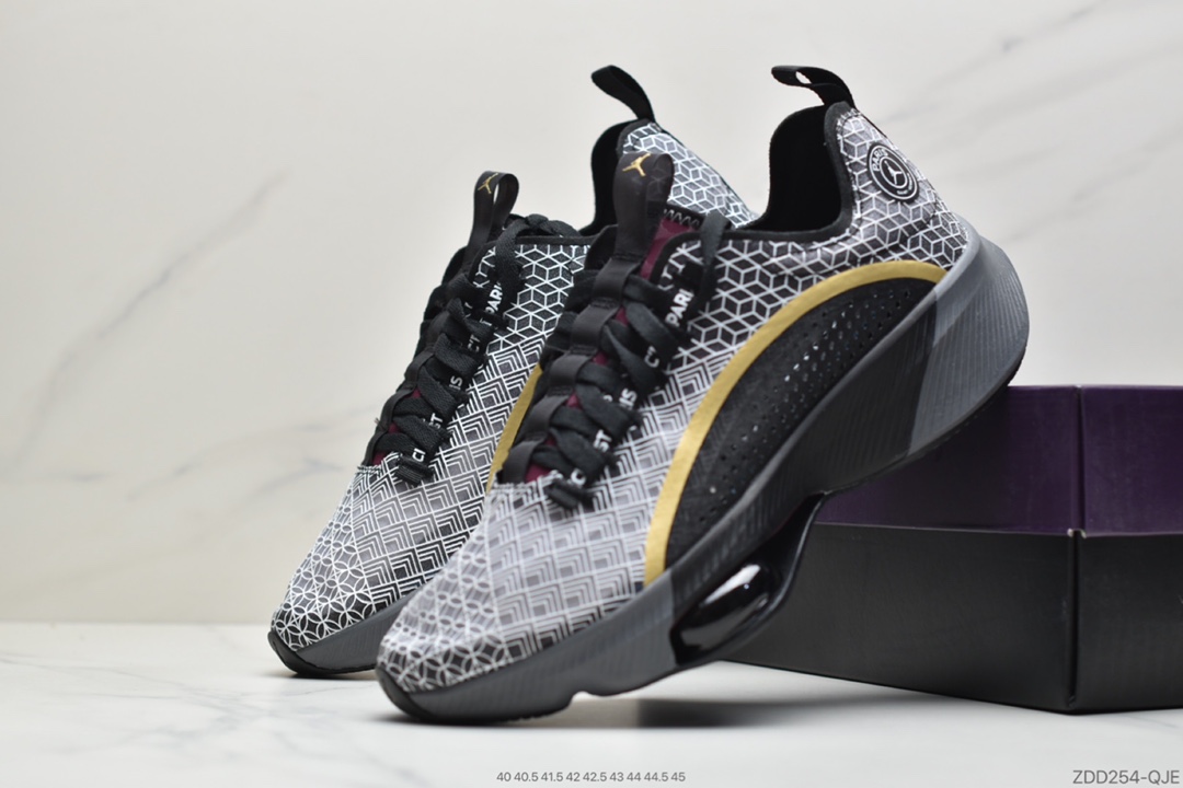 220 公司级乔丹 AJ 酷似马拉松 蝉翼跑鞋Jordan Air zoom renegade 全新蝉翼跑鞋 CZ3957-001