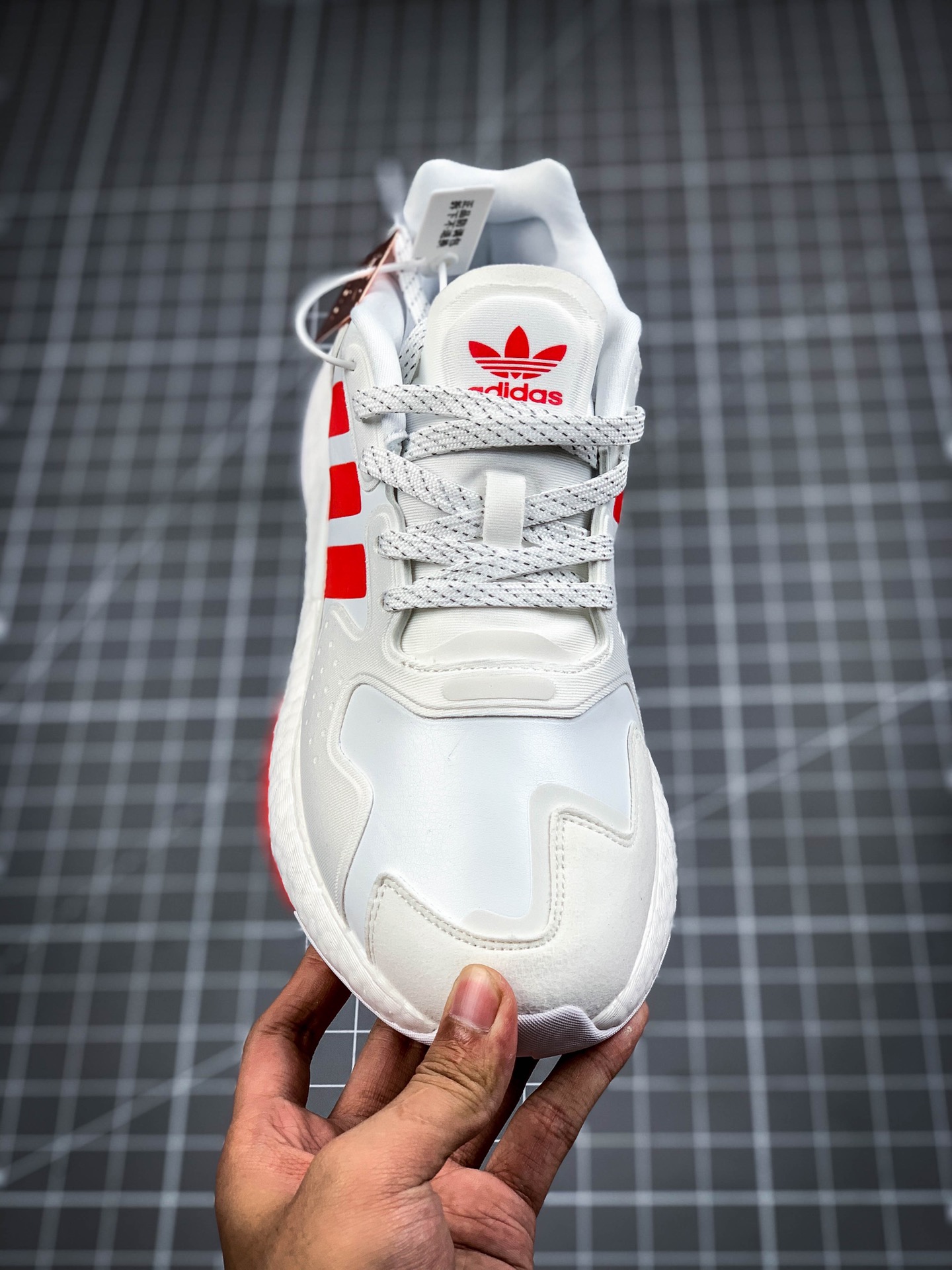 220阿迪达斯adidas三叶草 Originals 2020 Day Jogger Boost 2020版慢跑者系列高弹复古休闲运动跑鞋 FW4819