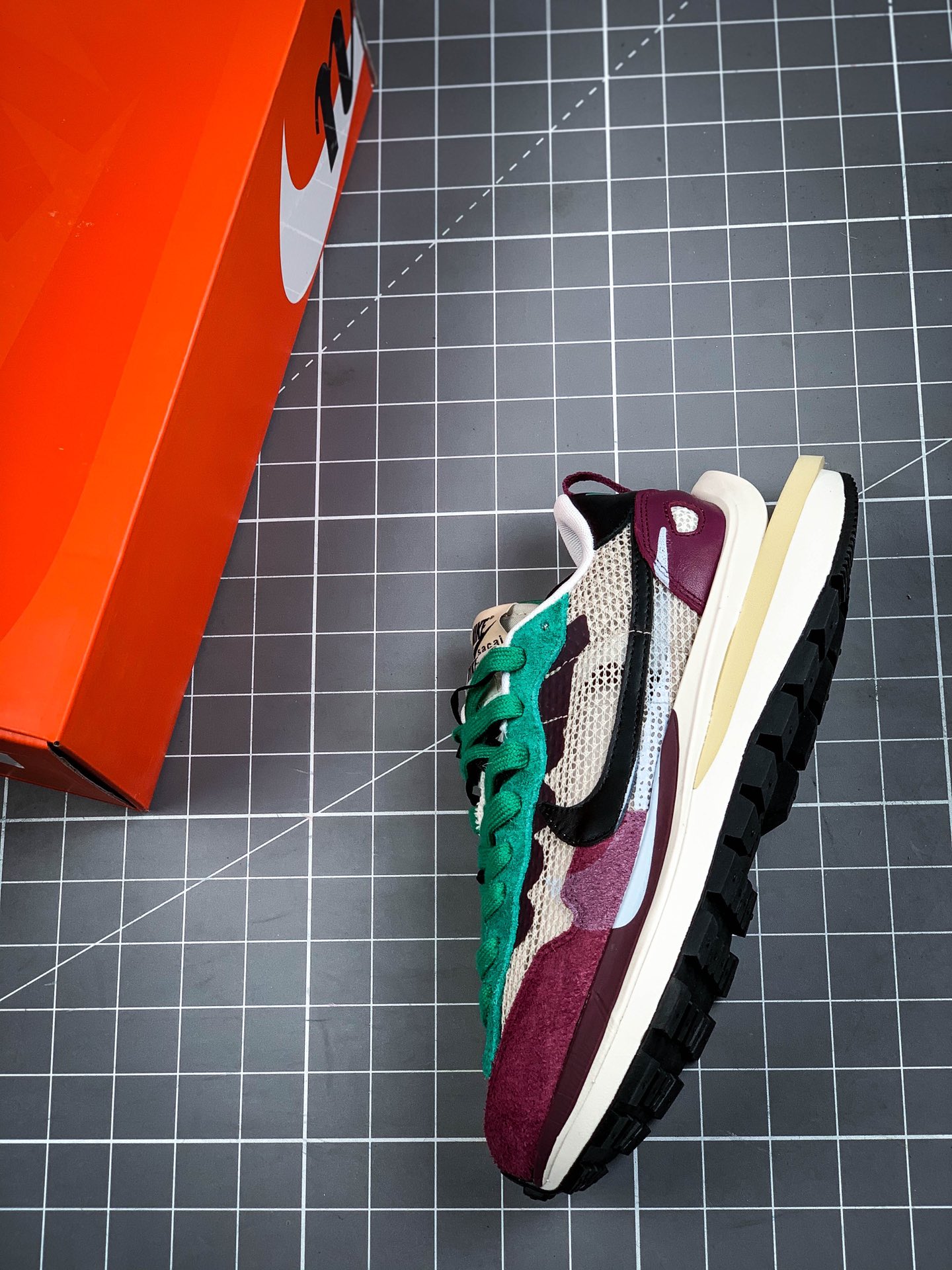300 Sacai X NIKe regasus vaporrly SP 重磅联名合作款 DD3035-200