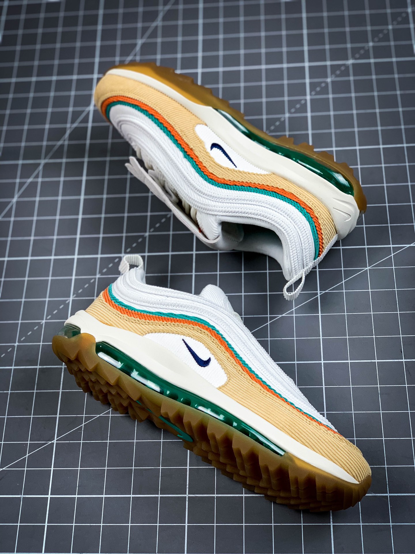 260  公司级耐克Nike Air Max 97 全新配色CJ0563-200