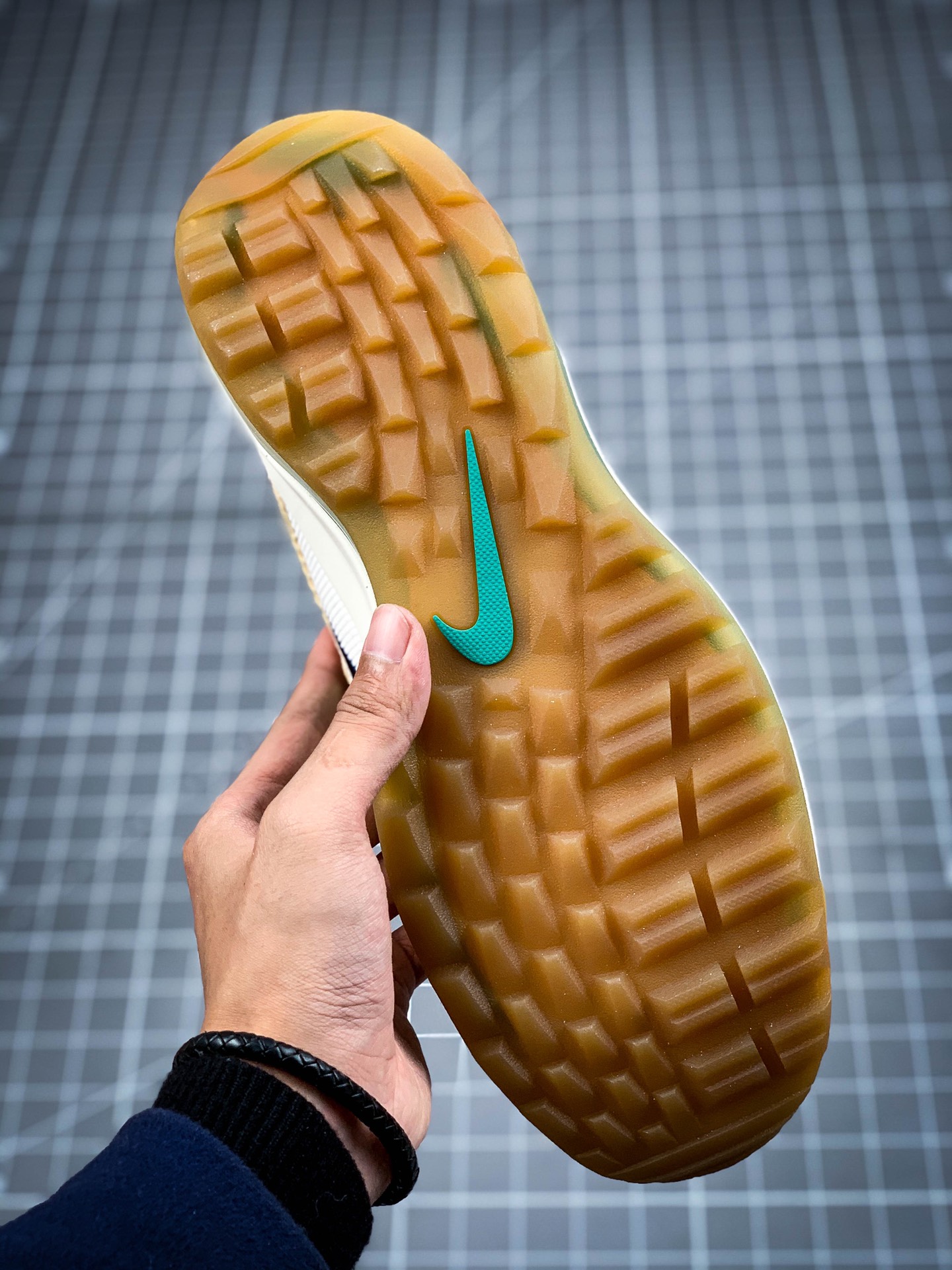 260  公司级耐克Nike Air Max 97 全新配色CJ0563-200