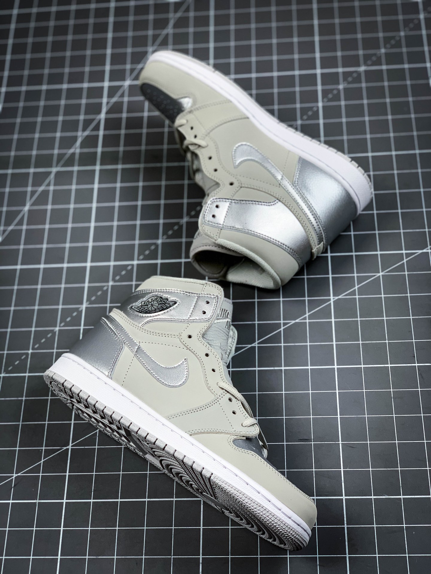 260 Air Jordan 1 Retro High OG”Japan/Tokyo”AJ1代经典复古经典高帮百搭文化篮球鞋“灰银日本东京”货号：DC1788-029