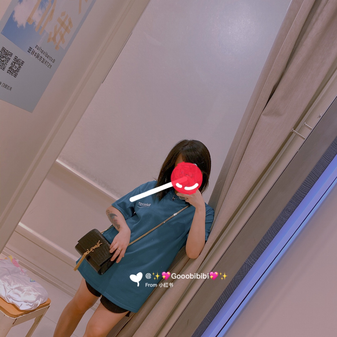 YSL 𝐊𝐚𝐭𝐞 20𝐜𝐦 鳄鱼纹流苏链条包 474366黑色/金扣