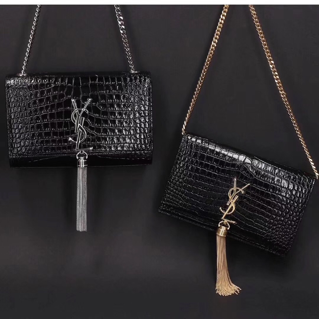 YSL 𝐊𝐚𝐭𝐞 20𝐜𝐦 鳄鱼纹流苏链条包 474366黑色/银扣