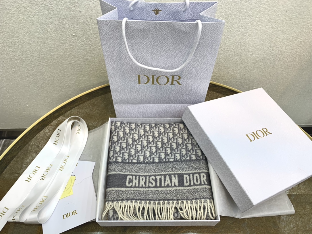 Dior迪奥经典老花 Oblique 印花新版羊绒围巾01CDO309I093_C340