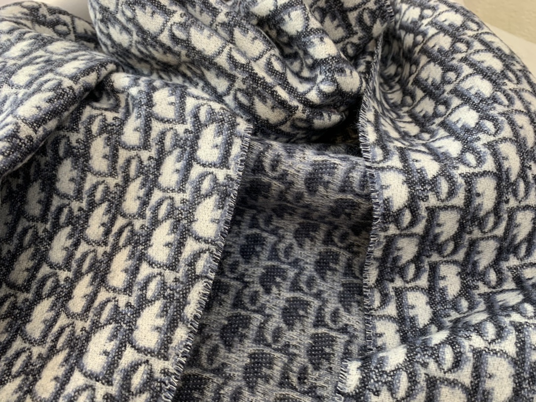 Dior迪奥经典老花 Oblique 印花新版羊绒围巾01CDO309I093_C340