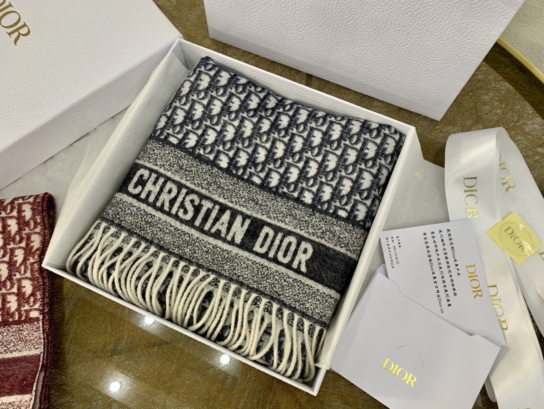 Dior迪奥经典老花 Oblique 印花新版羊绒围巾01CDO309I093_C340