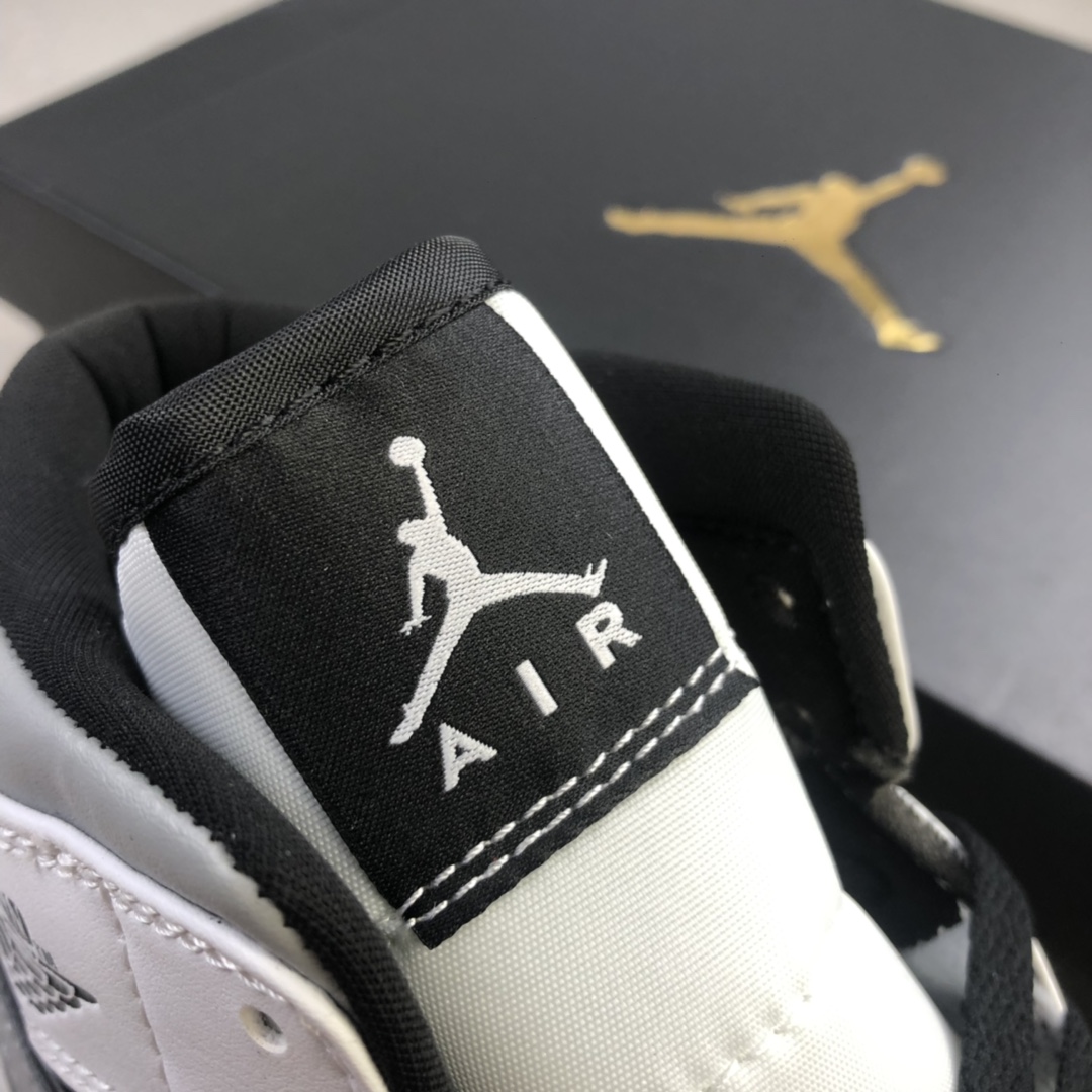 240  Nike Air Jordan 1 Mid “White Shadow”影子灰黑色554724-073