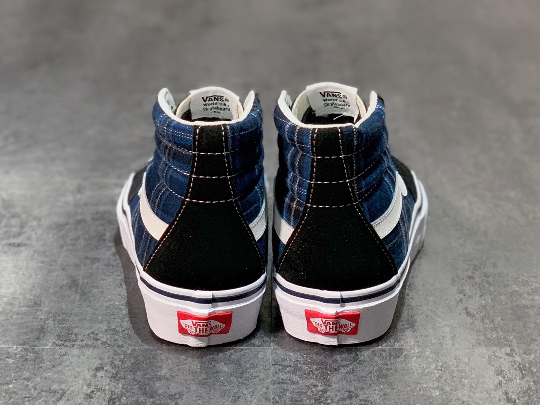 下调140 Vans SK8-Hi 经典高帮系列  黑蓝格子条纹 帆布硫化板鞋