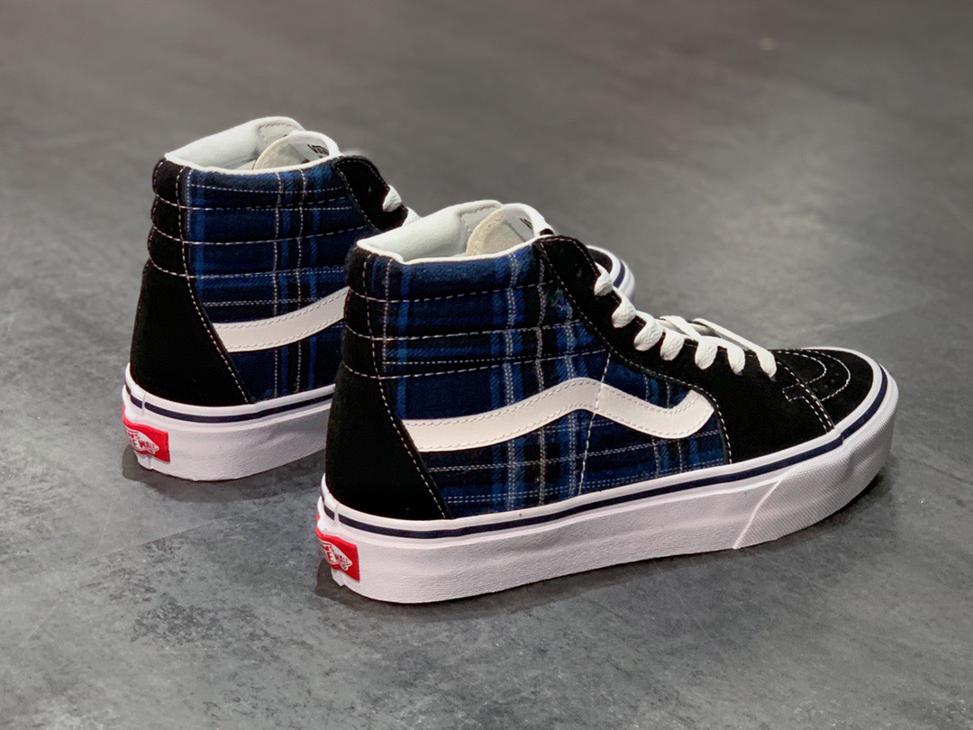 下调140 Vans SK8-Hi 经典高帮系列  黑蓝格子条纹 帆布硫化板鞋