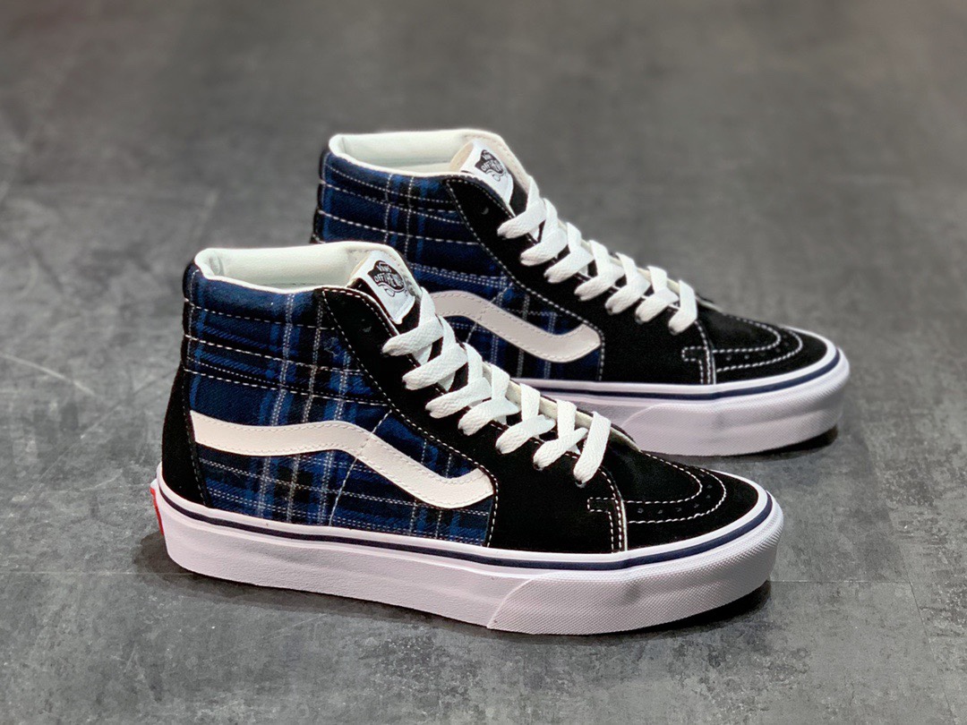 下调140 Vans SK8-Hi 经典高帮系列  黑蓝格子条纹 帆布硫化板鞋