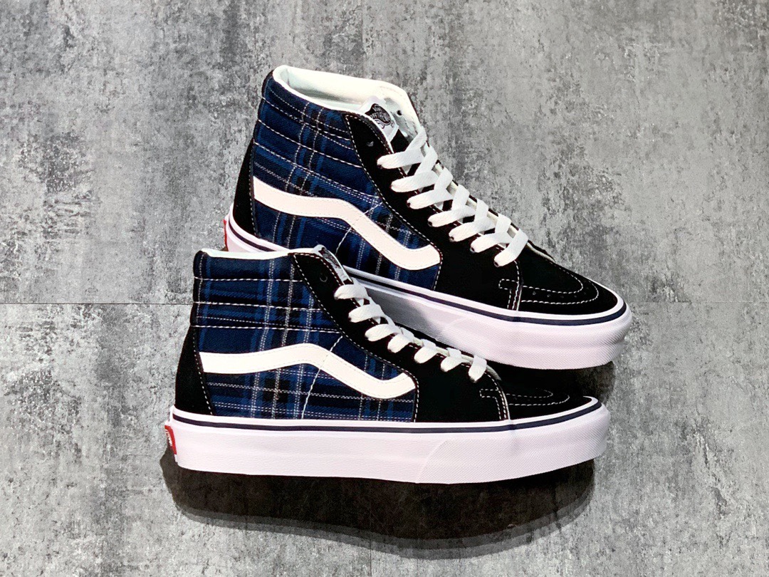下调140 Vans SK8-Hi 经典高帮系列  黑蓝格子条纹 帆布硫化板鞋