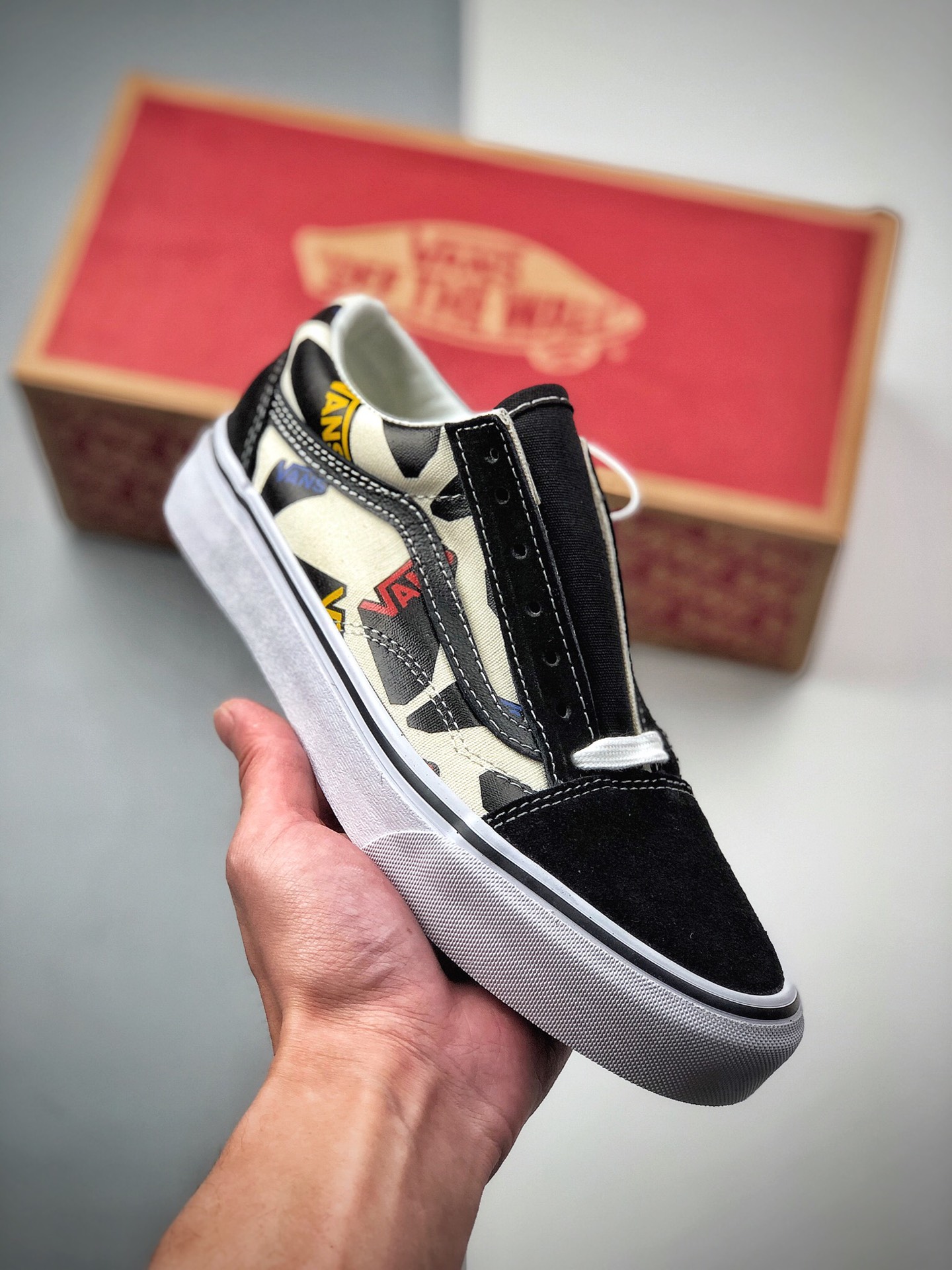 150  VANS范斯Old Skool新款低帮logo图案男女款休闲板鞋