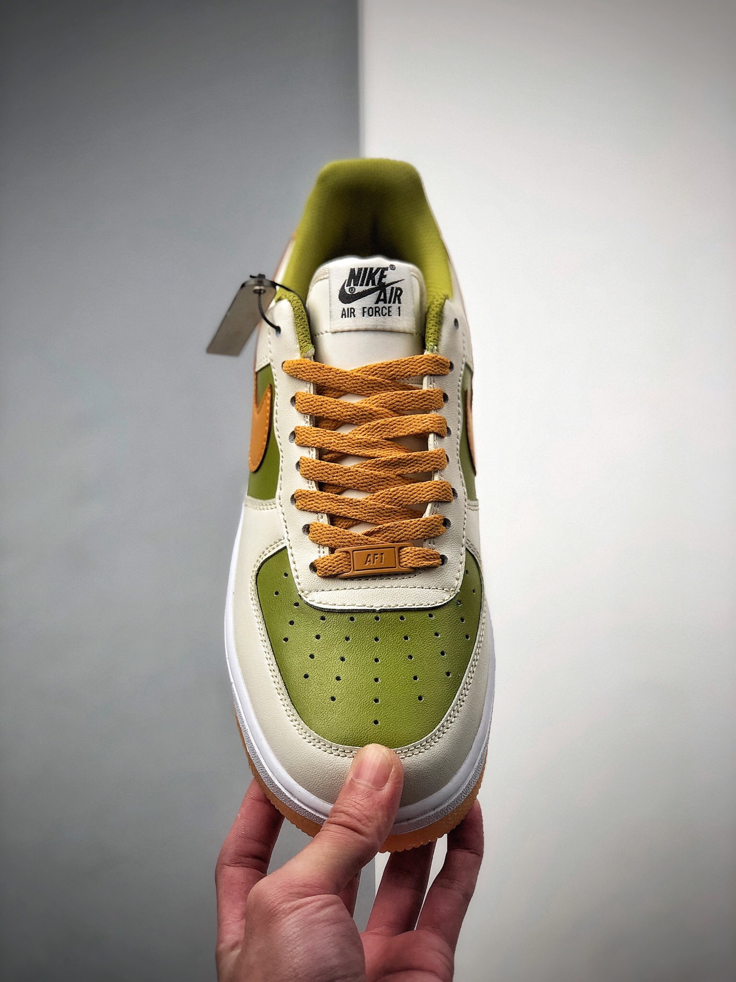 200 NIKE FORCE空军一号运动休闲板鞋 DC1403-100