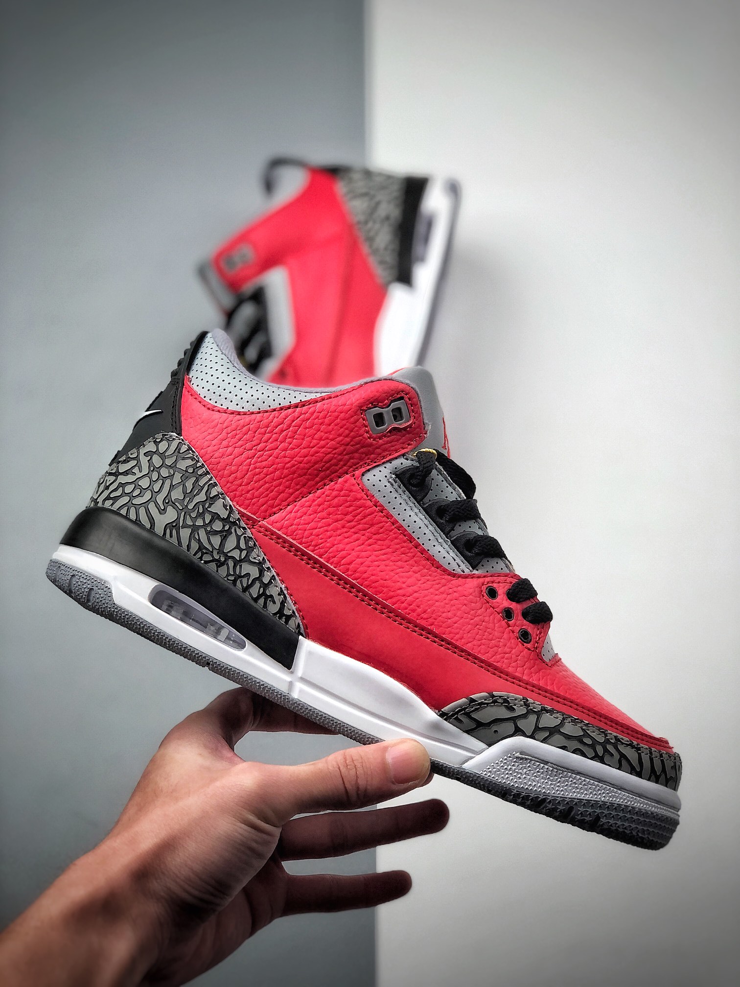 240  Air Jordan 3“Varsity Red” 大红 红水泥 CK5692-600