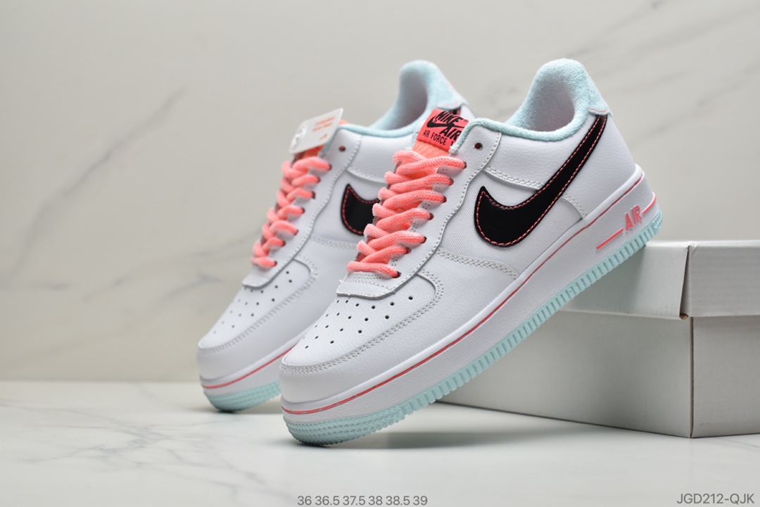 180 Nike Wmns Air Force 1’07 LV8 GS”White/Black-Flash”空军一号经典低帮百搭休闲运动板鞋“皮革白蓝粉南海岸”DD7709-100