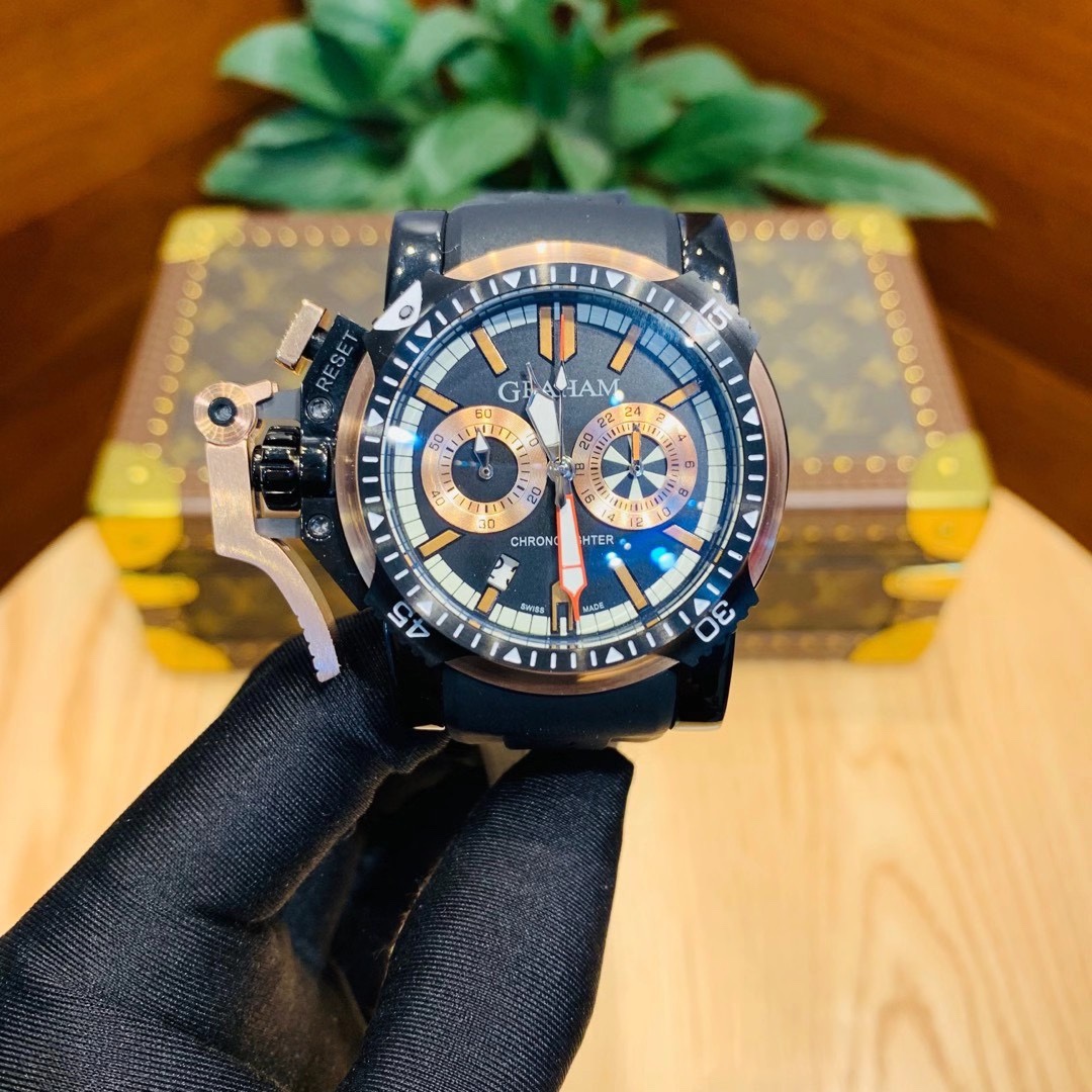 Innovative British Wristwatch: GRAHAM Greenham Chronofighter Series Key Features - 图片 2