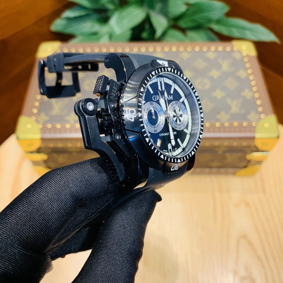 Innovative British Wristwatch: GRAHAM Greenham Chronofighter Series Key Features - 图片 6
