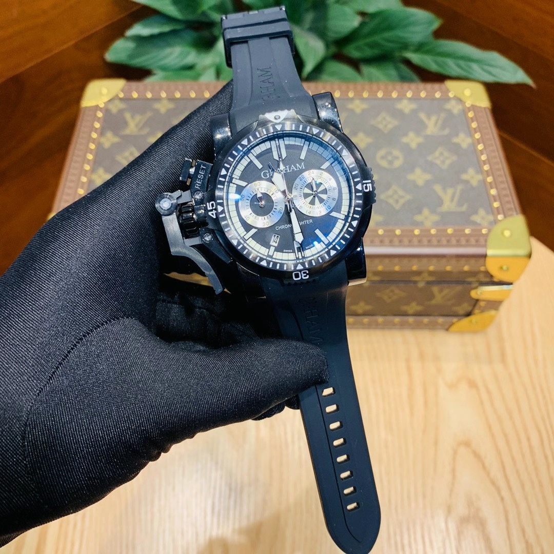 Innovative British Wristwatch: GRAHAM Greenham Chronofighter Series Key Features - 图片 5