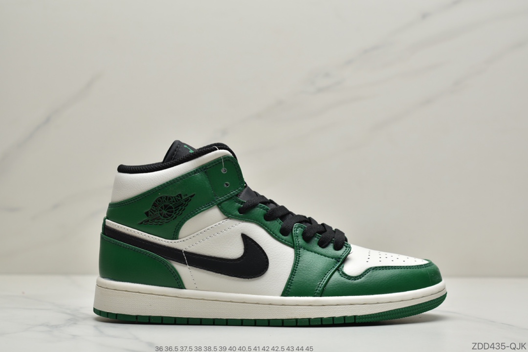 220 公司级乔丹 Air Jordan 1 Mid AJ1 中帮“Bred Toe” 乔1中帮休闲运动板鞋554724-069