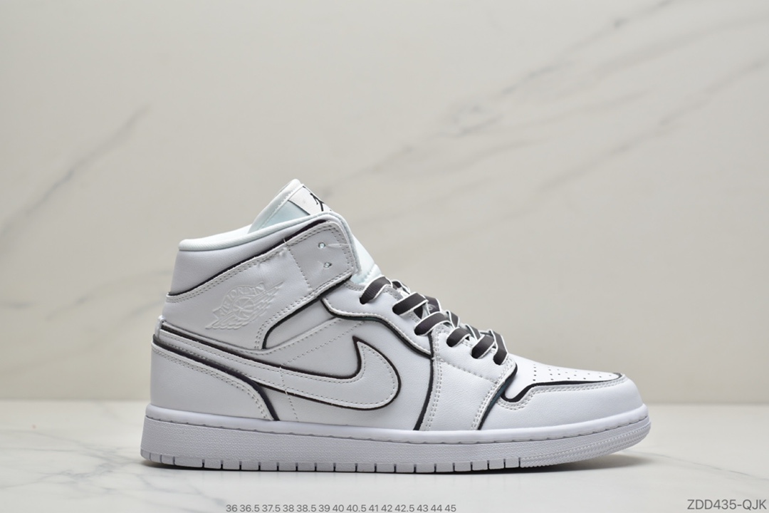 220 公司级乔丹 Air Jordan 1 Mid AJ1 中帮“Bred Toe” 乔1中帮休闲运动板鞋554724-069