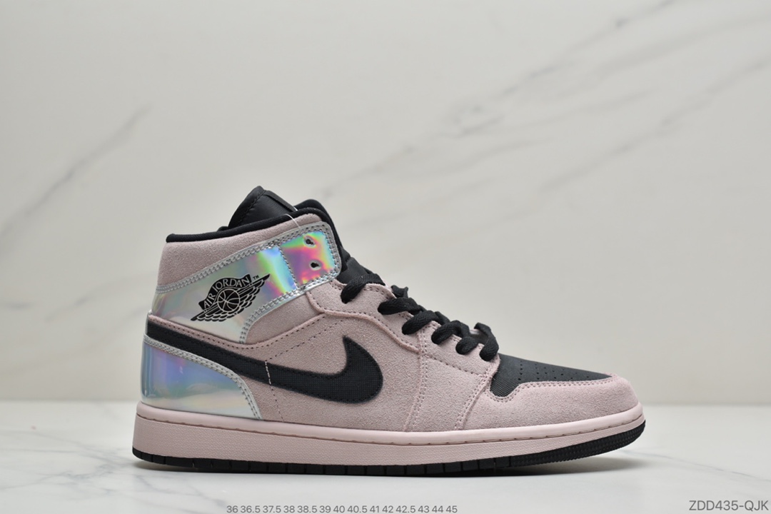 220 公司级乔丹 Air Jordan 1 Mid AJ1 中帮“Bred Toe” 乔1中帮休闲运动板鞋554724-069