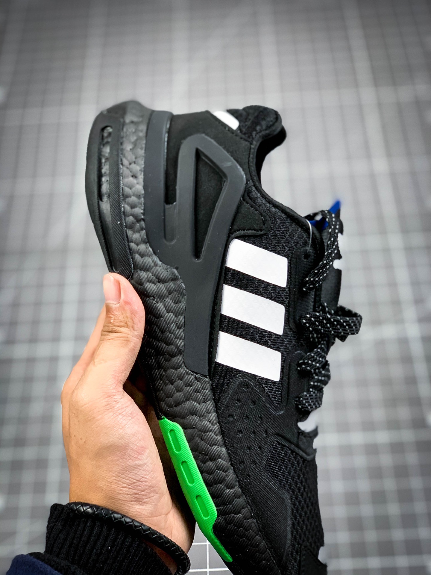 200 Adidas Day Jogger 2020 Boost FW4041