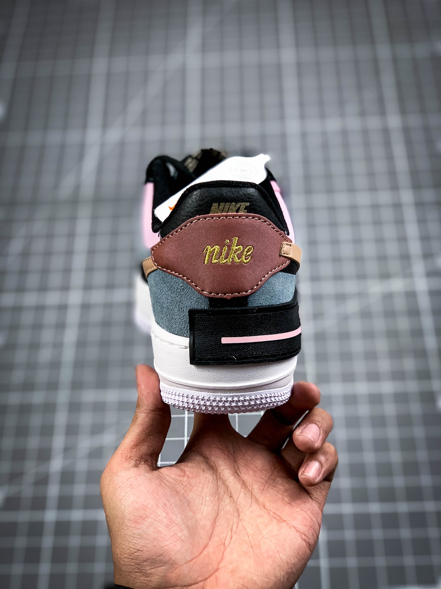 220 NIKE FORCE空军一号运动休闲板鞋 CU5315-001