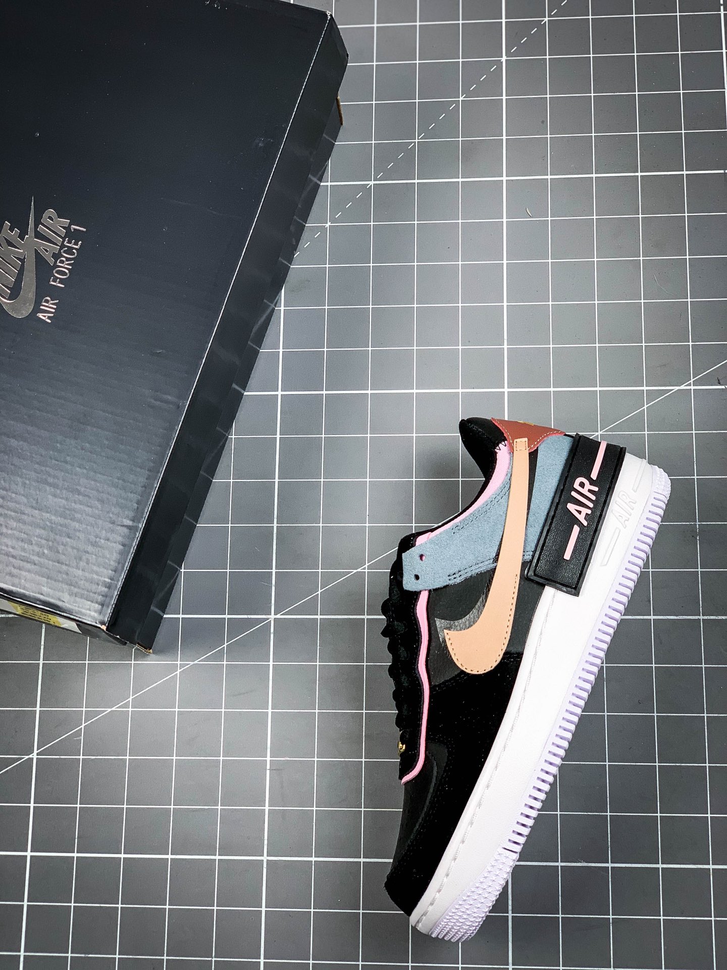 220 NIKE FORCE空军一号运动休闲板鞋 CU5315-001