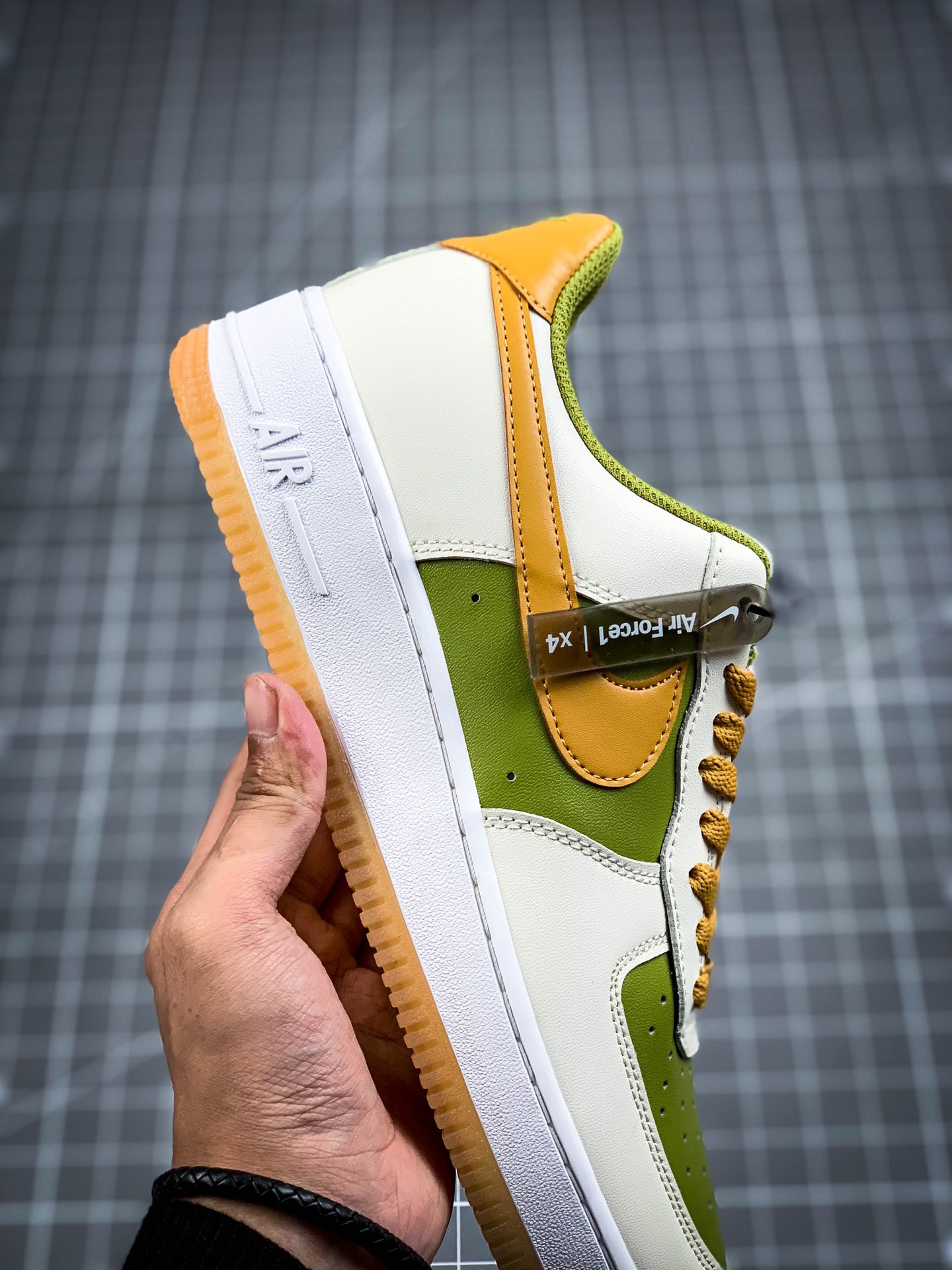 200 NIKE FORCE空军一号运动休闲板鞋 DC1403-001
