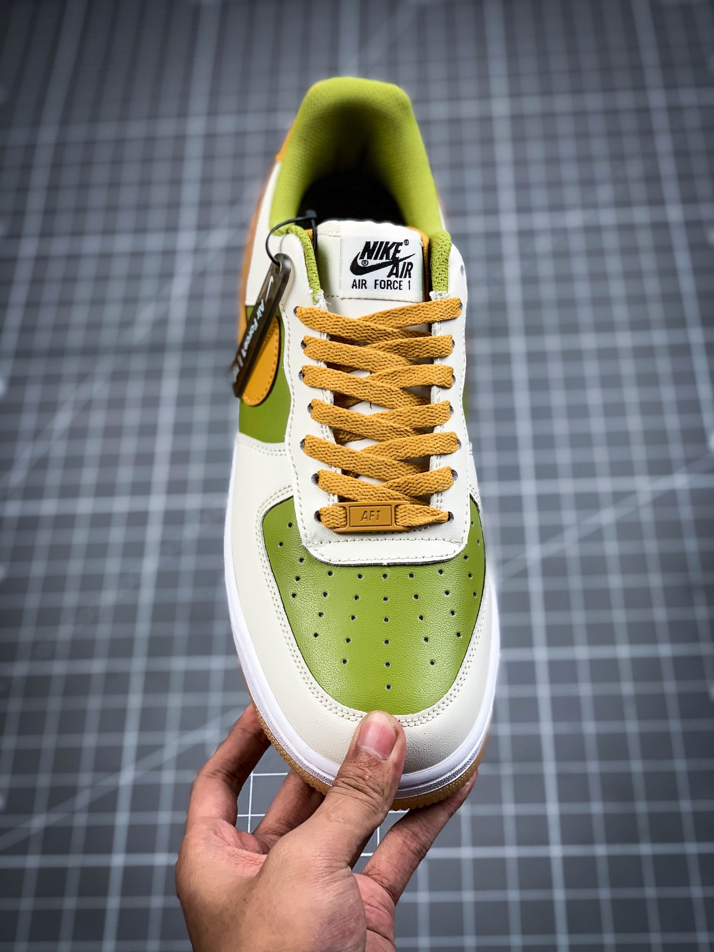200 NIKE FORCE空军一号运动休闲板鞋 DC1403-001