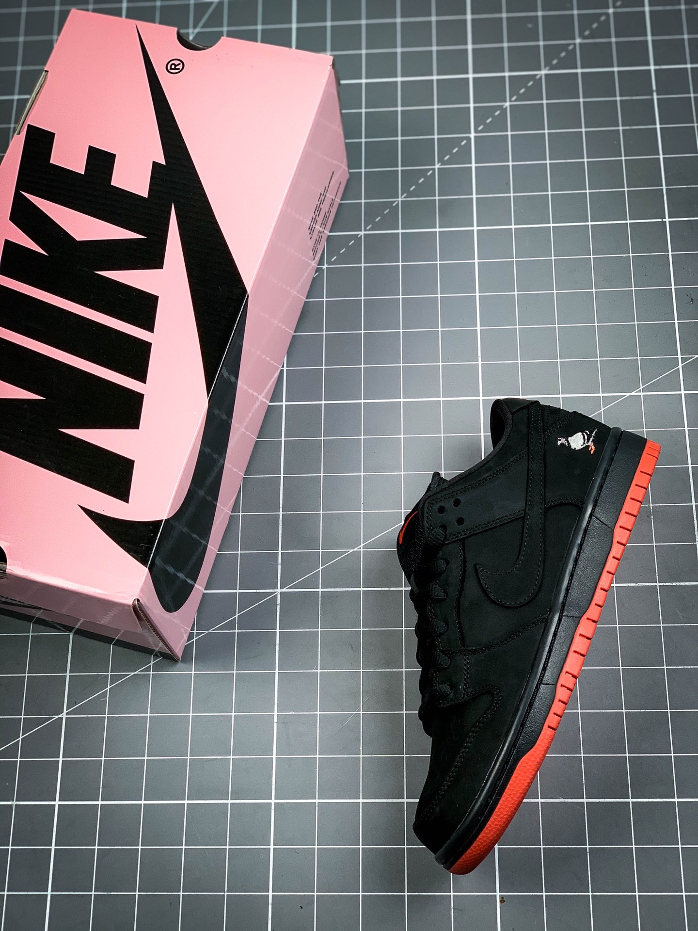 450 纯原Jeff Staple x Nike SB Dunk Low 'Pigeon 3.0' 黑鸽子 883232-008
