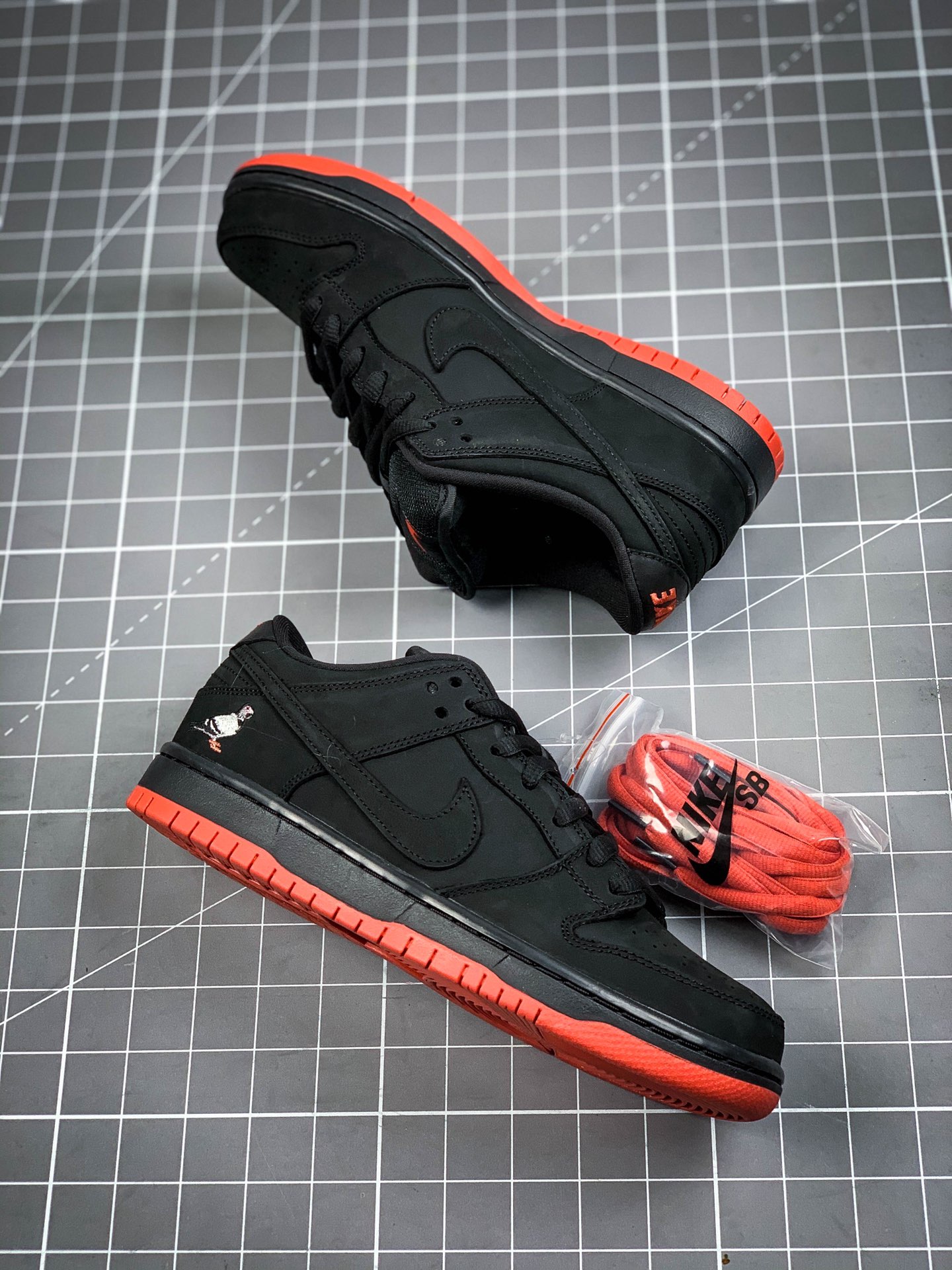 450 纯原Jeff Staple x Nike SB Dunk Low 'Pigeon 3.0' 黑鸽子 883232-008