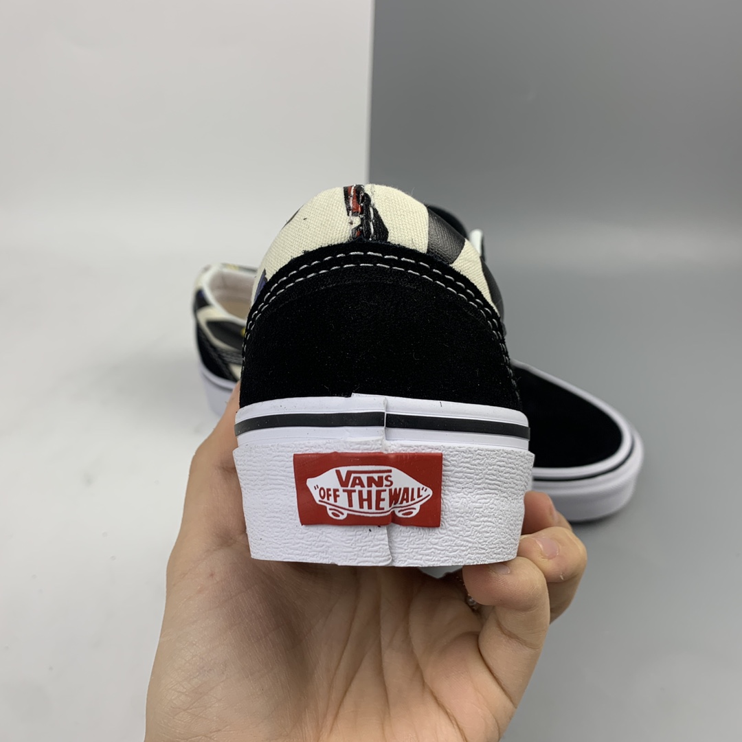 140 Vans Old Skool 新款logo图案低帮休闲板鞋 VN0A4U3B2O8