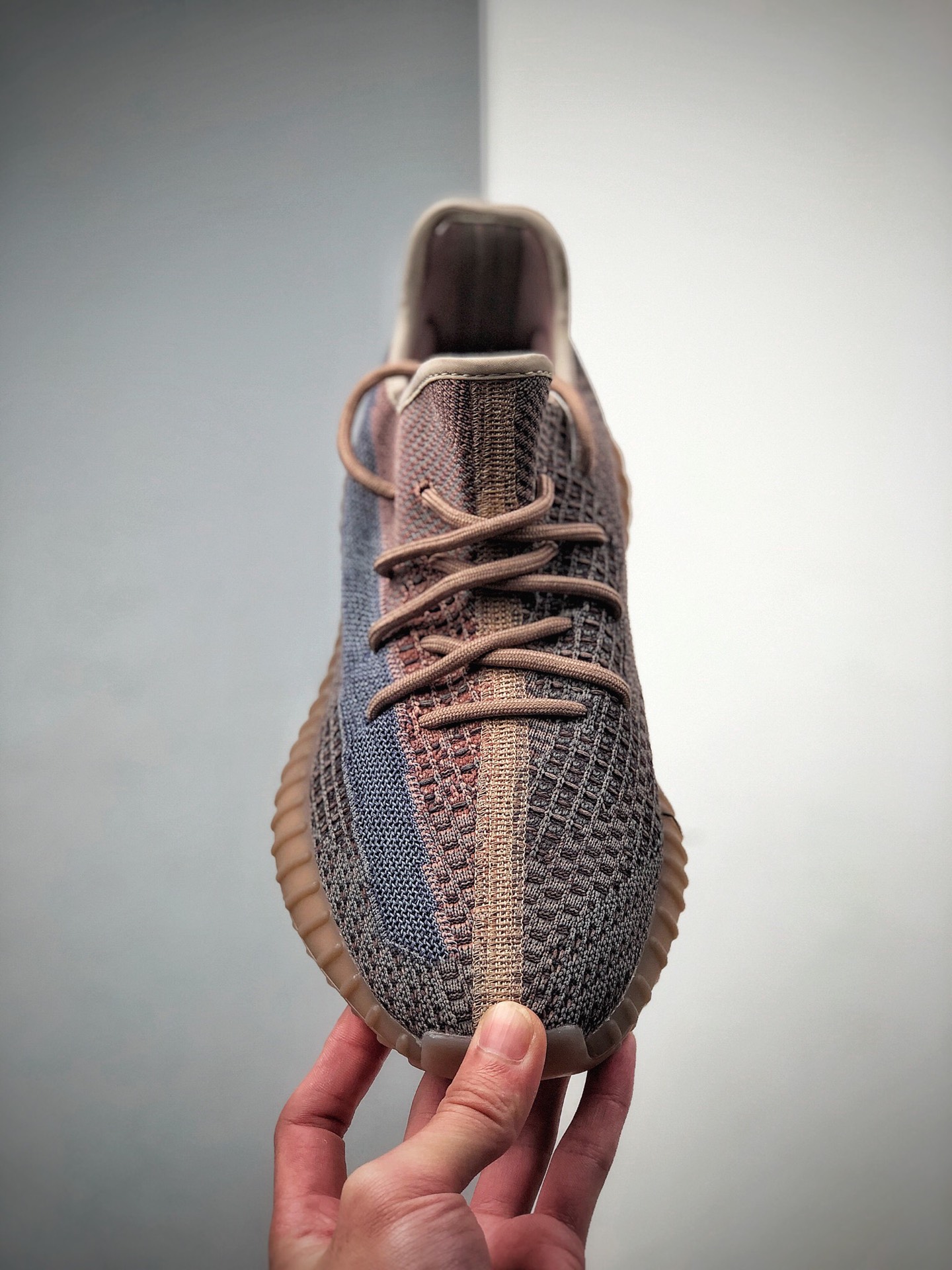 320  Adidas Yeezy Boost 350 V2“Fade”阿迪达斯椰子350二代 镂空褪色蓝棕配色 巴斯夫Boost原底 货号：H02795