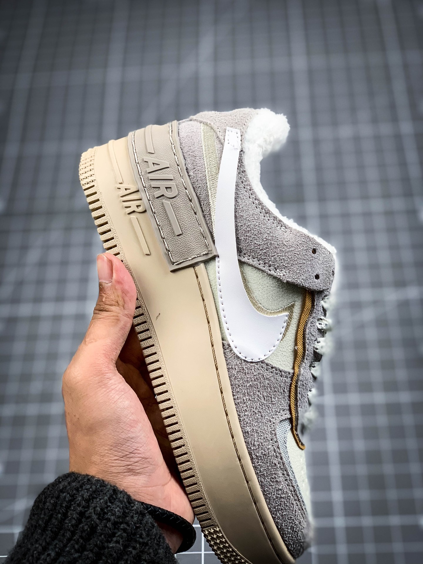 200 NK WMNS Air Force 1 Shadow灰褐色加绒 CT1985-500