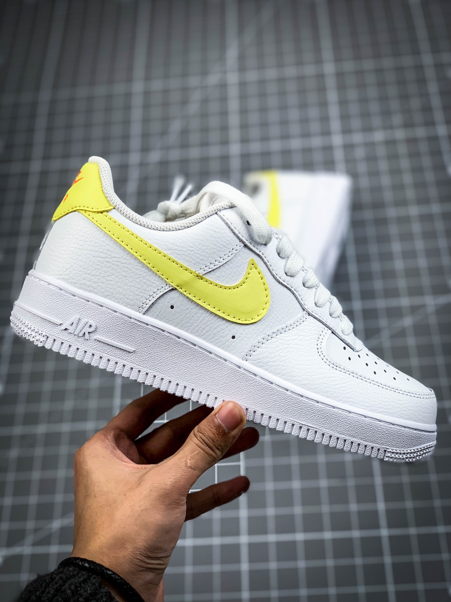 200 NK Air Force 1 空军一号低帮休闲运动板鞋 315115-160