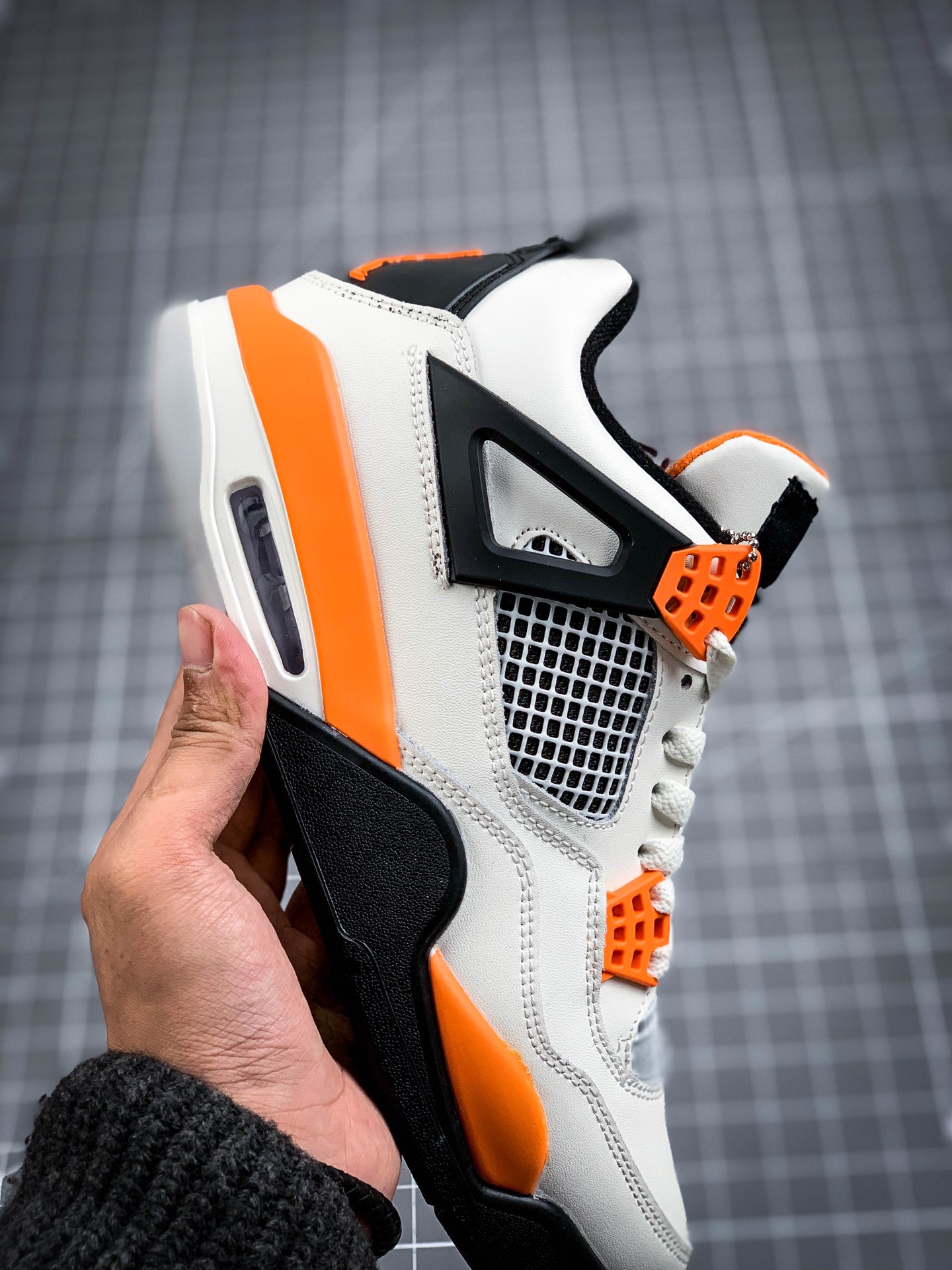 200 Air Jordan 4 ”Line Sand”白黑橘 CW7183-100