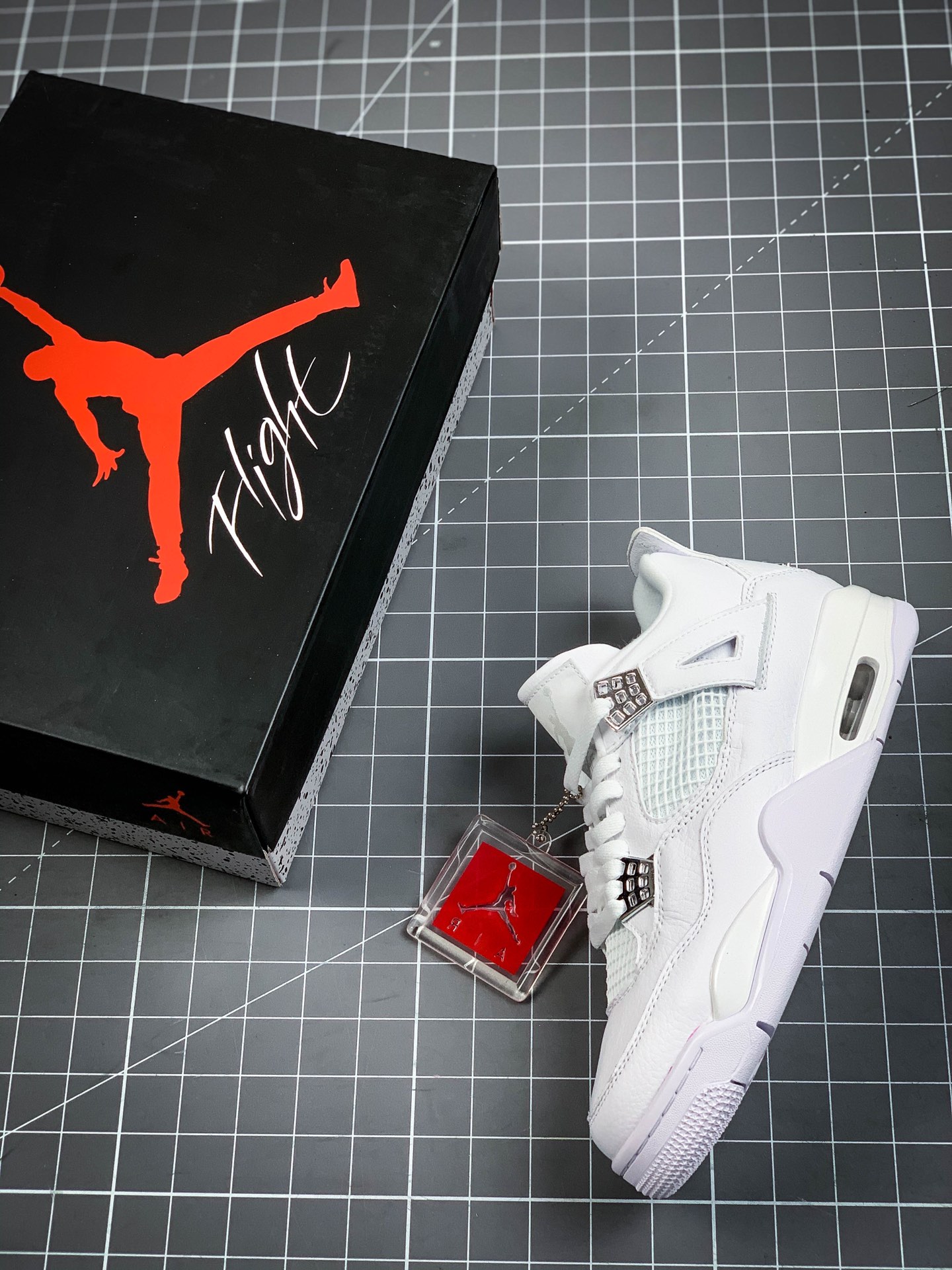 360  乔丹4系列 Air Jordan 4 Retro “Pure Money”AJ4代中帮 308497-100