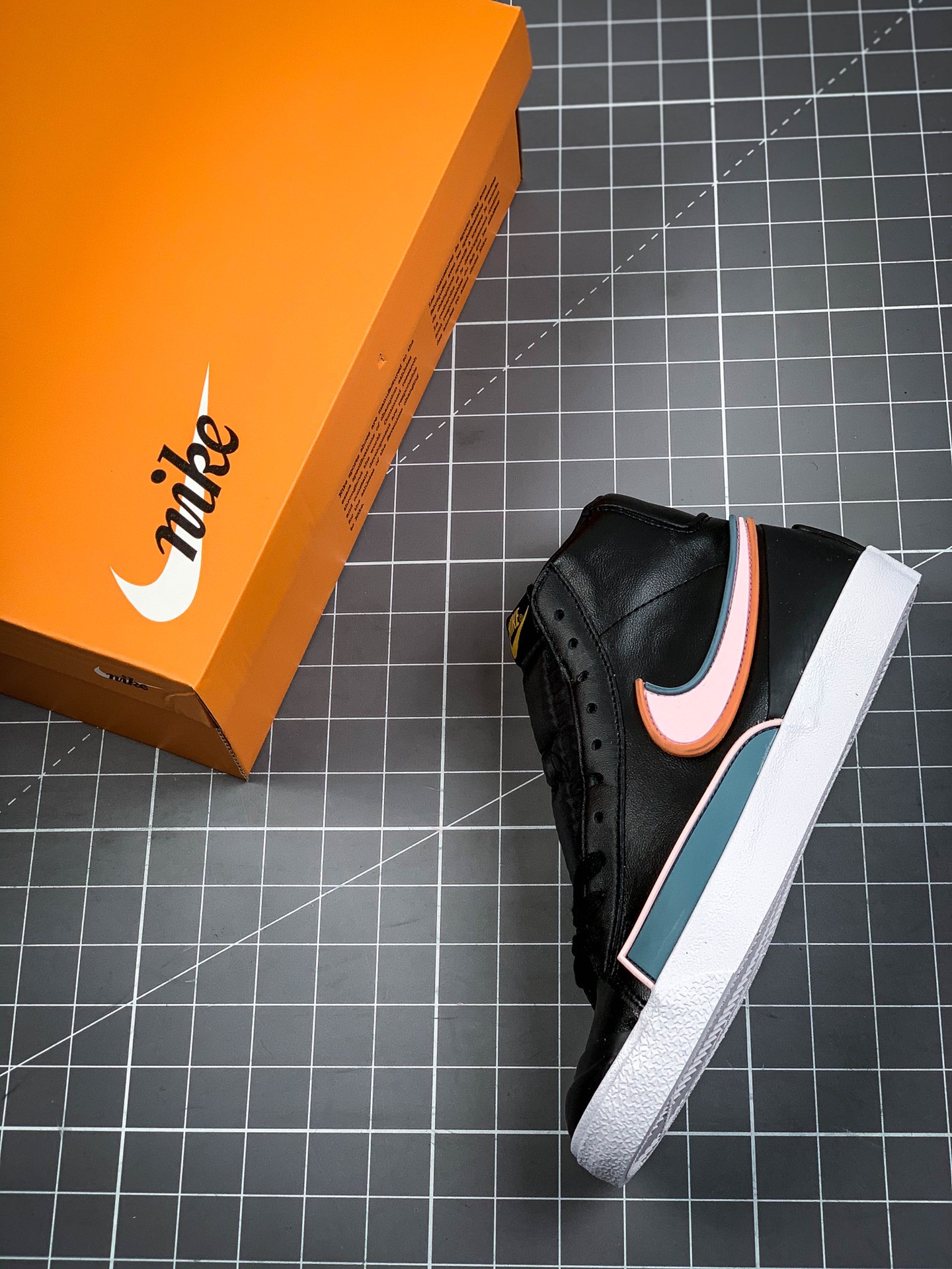 220 Nike Blazer Mid '77 Infinite “Rubberized Black” 黑粉 经典开拓者中帮百搭休闲运动板鞋DC1746-001