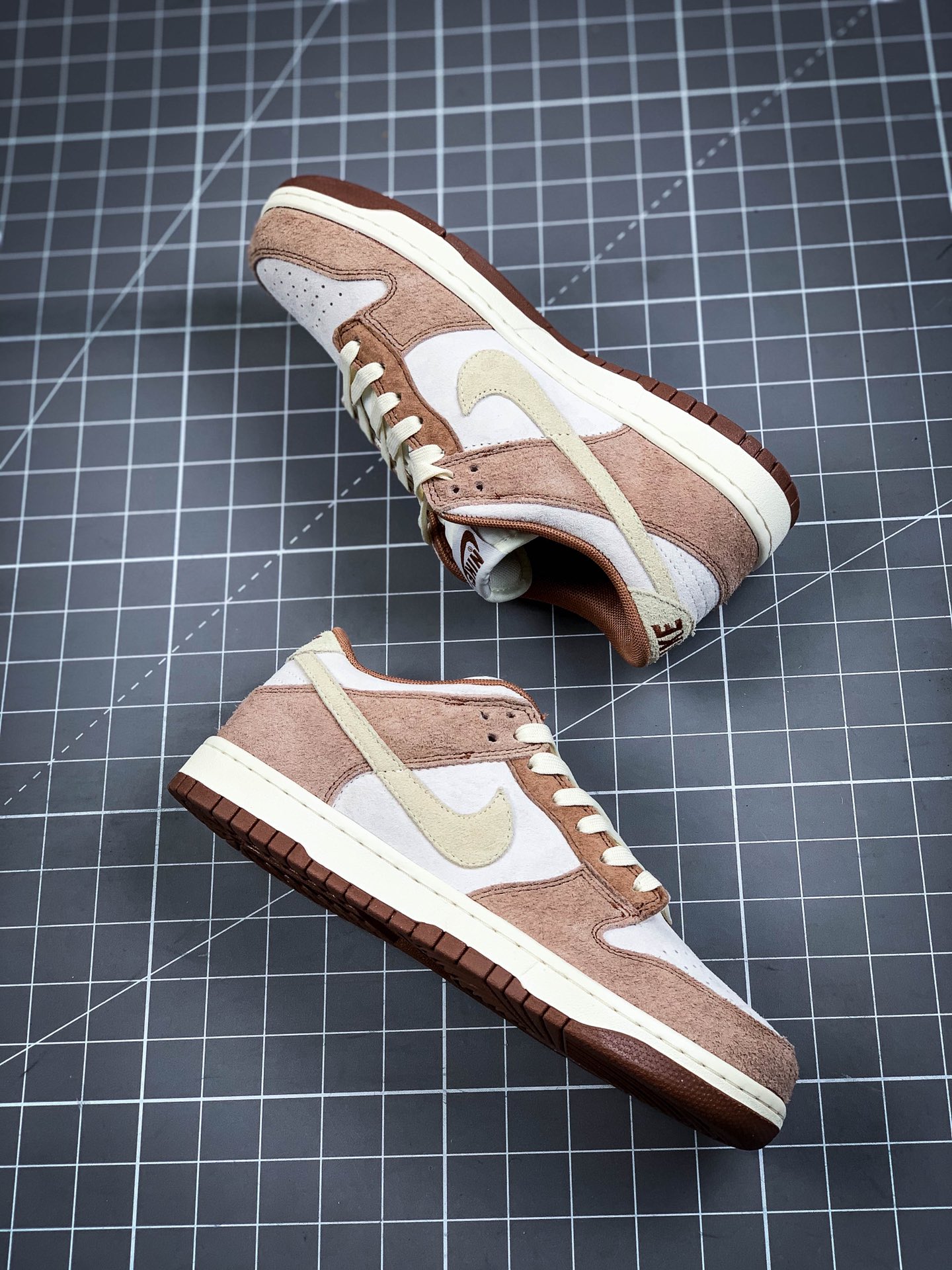 280 耐克 Nike SB Dunk Low 复古低帮休闲运动滑板板鞋DD1390-100