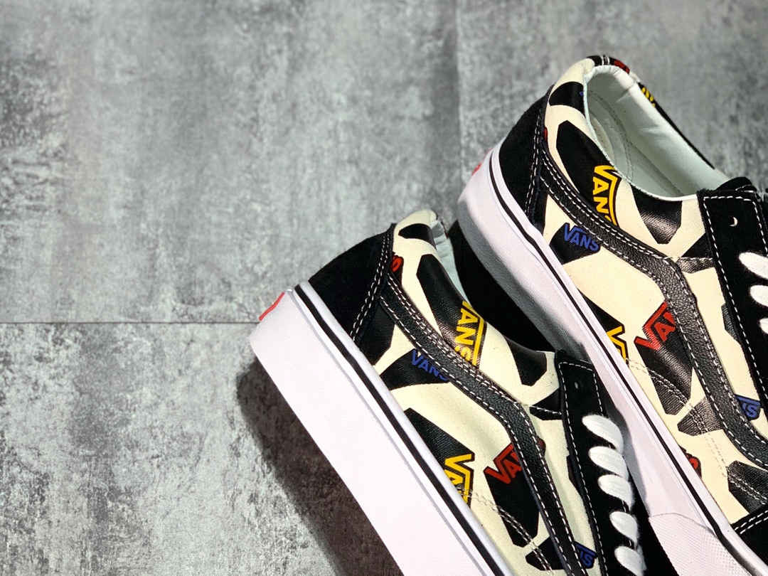 150 Vans Old Skool 彩色Logo字母印花 超轻且舒适鞋垫 休闲硫化板鞋