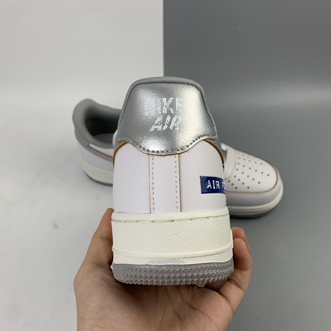 200 Nk Air Force 1 '07 LV8 Low”Labei Maker”空军一号经典低帮百搭休闲运动板鞋“皮革白灰银宝蓝标签”DC5209-100